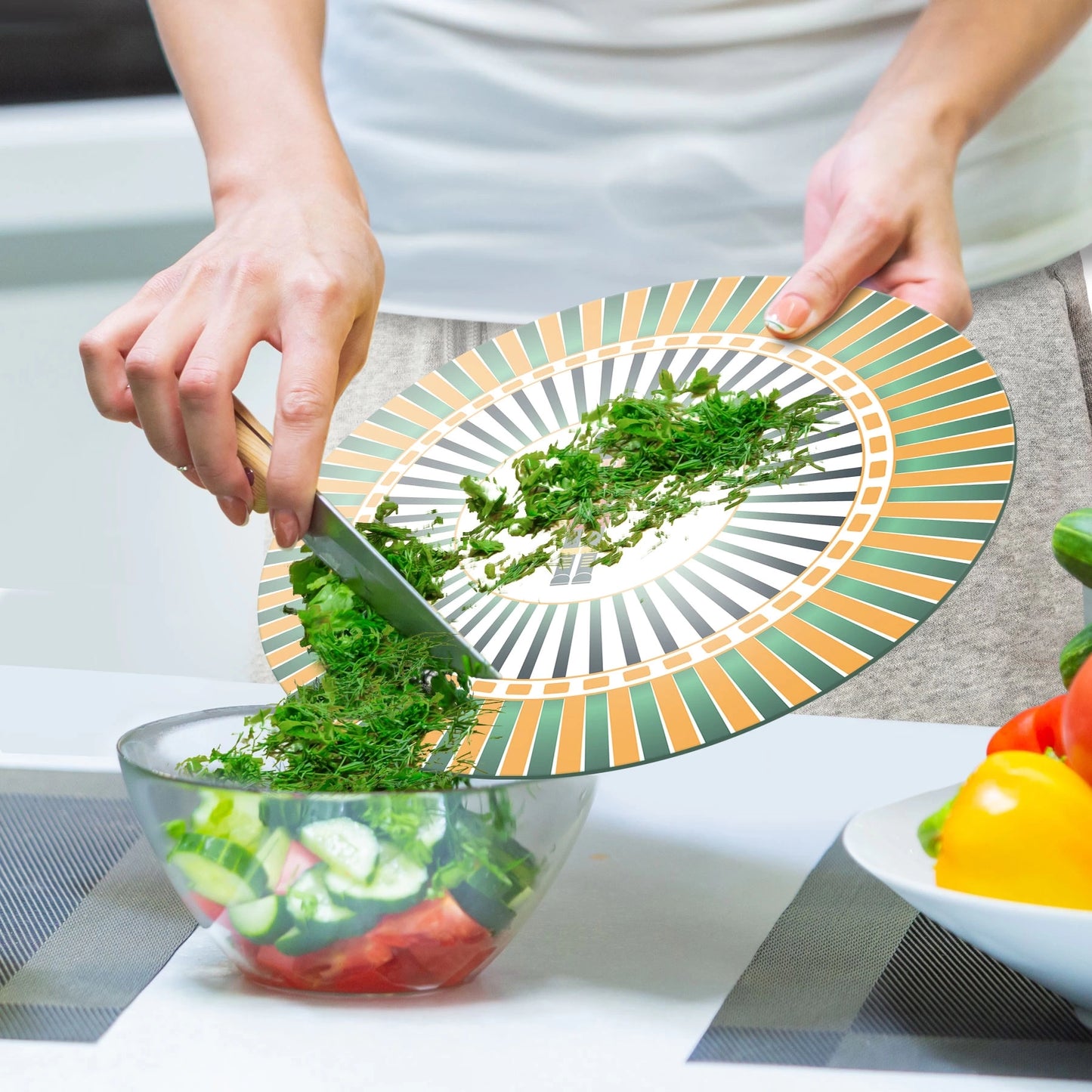 Tempered 12 inch Round Glass Cutting Board - Christmas Nutcracker