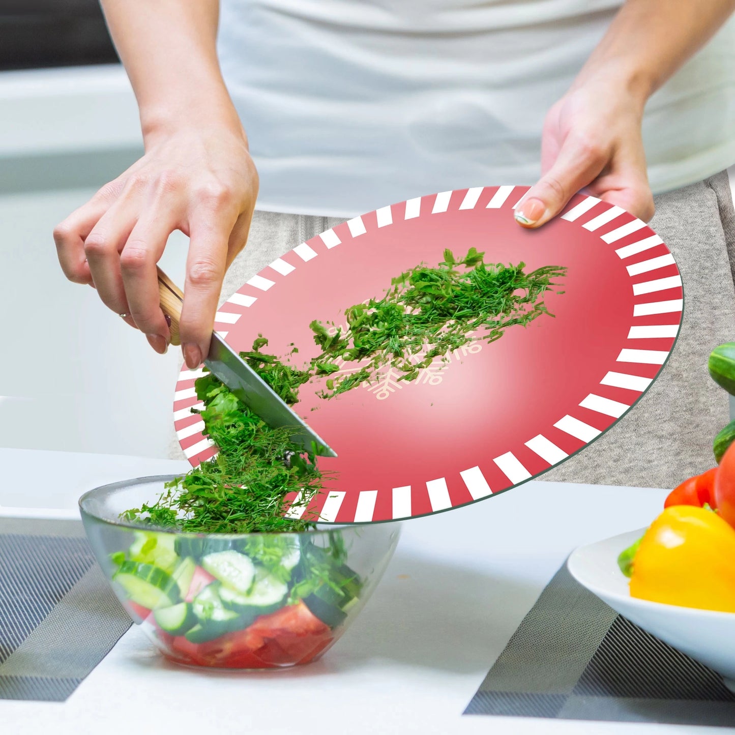 Tempered 12 inch Round Glass Cutting Board - Red Christmas Snowflake