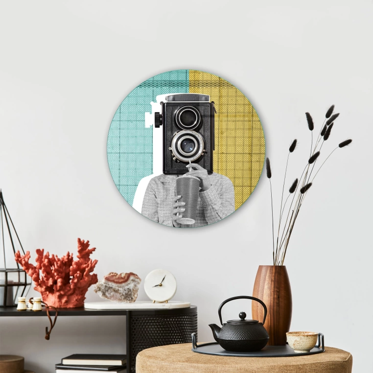 Vivantes Circle Glass Wall Art in 12" Diameter-Retro Photohead