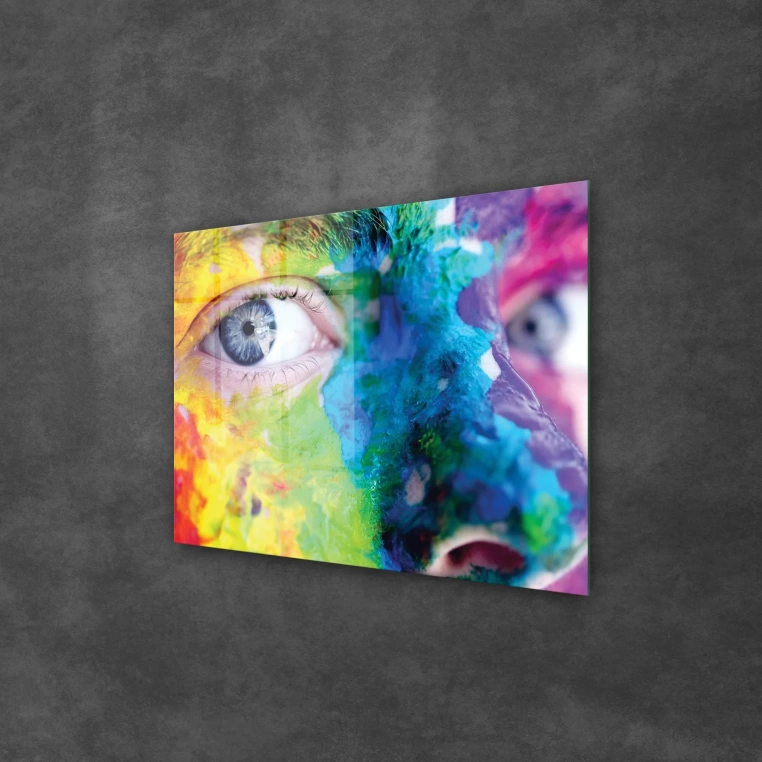 Vivantes Tempered Glass Wall Art - Colored Face