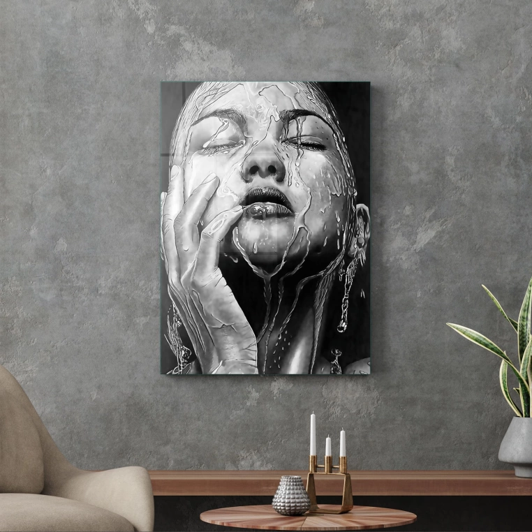 Vivantes Tempered Glass Wall Art - Black Beauty