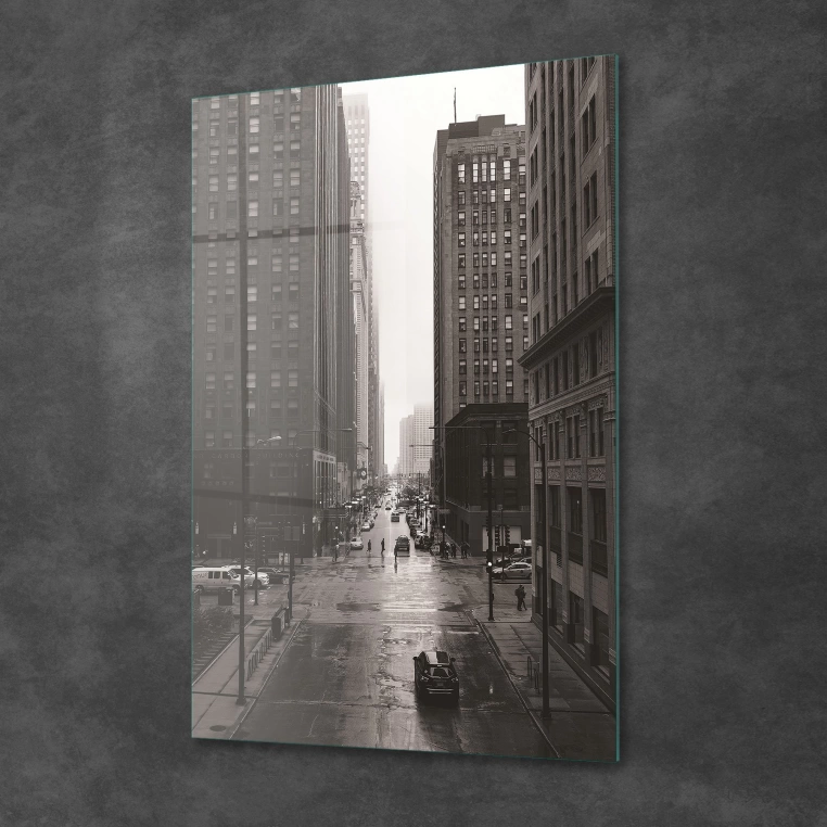 Vivantes Tempered Glass Wall Art - New York in Black and White